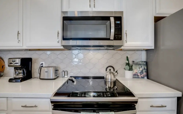 Queen Creek #341 - 2 Br Condo