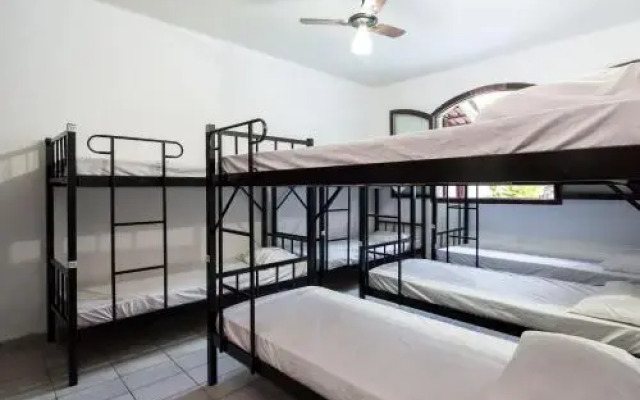 Zen House Ubatuba Hostel