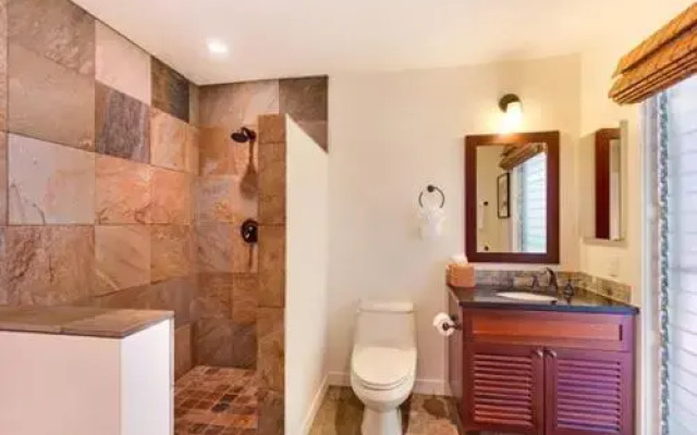 Aina Nalu Condo K107 - 2 Br Condo