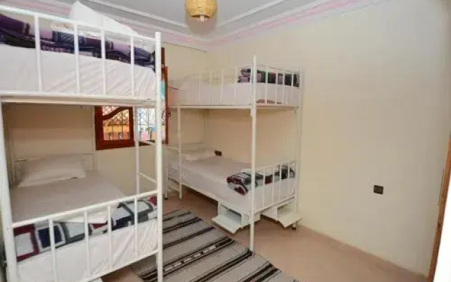 Wave rider hostel