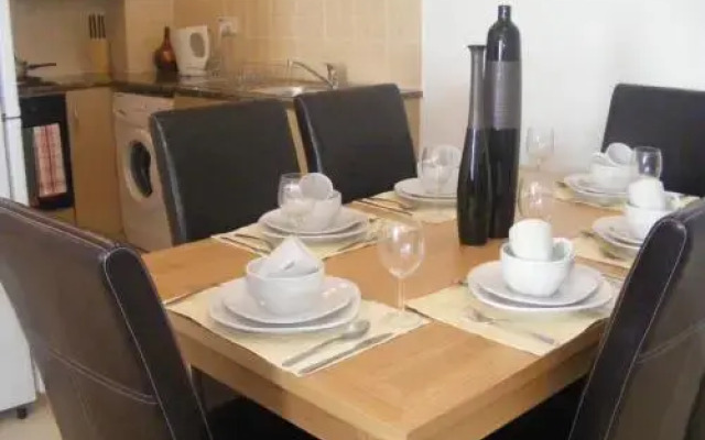 Varvara Gardens Holiday Apartment
