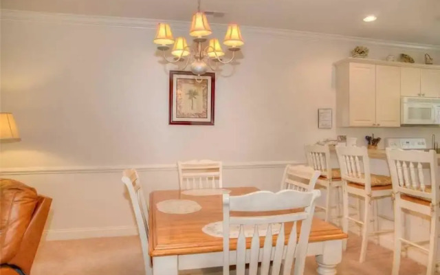 Magnolia Pointe 103-4878 by RedAwning