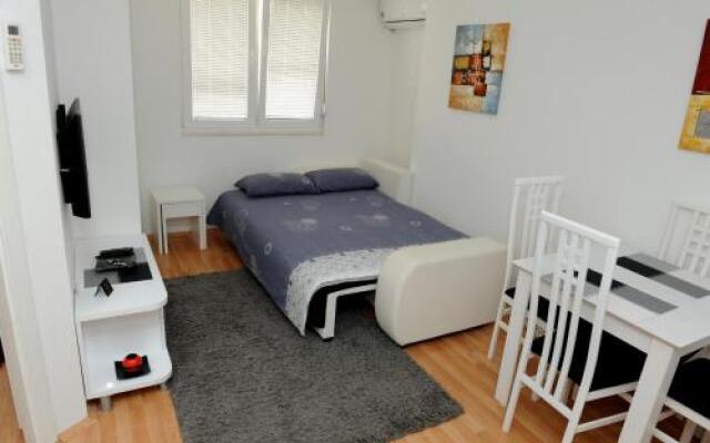 DeLuxe Apartments Ohrid