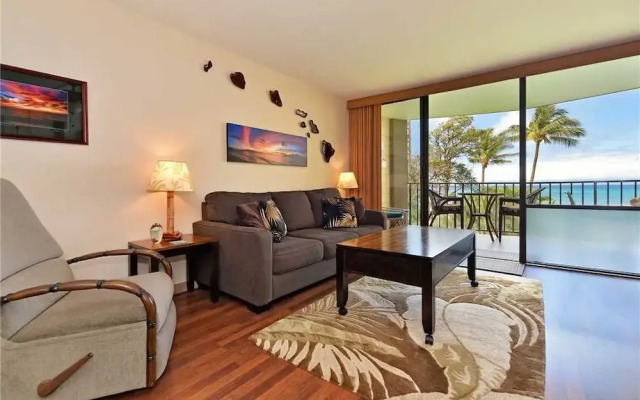 Valley Isle 302 by RedAwning