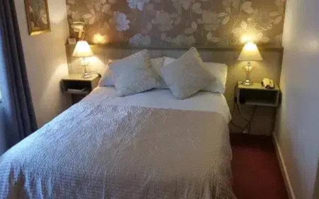 The Town House Hotel