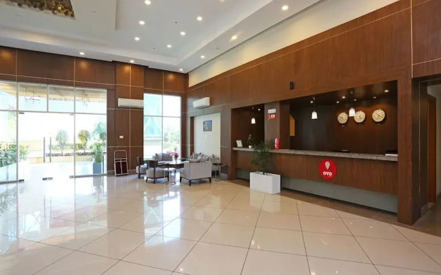 Capital O 13727 Hotel Aarogyam Suites