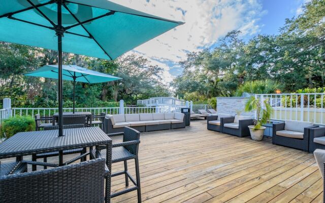 Deluxe Clearwater Apartment CP-614