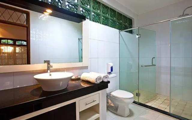 Phoenix Villa