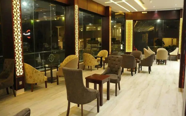 Kyan Al Khaleej Suites