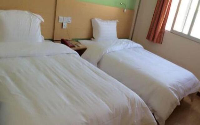 7 Days Inn Baoding Quyang Taihang Road Bus station Branch Hotel – Guest Rooms – Baoding