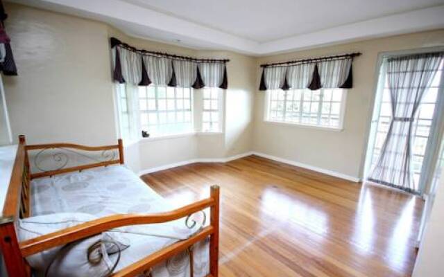 GraceHill GuestHouse