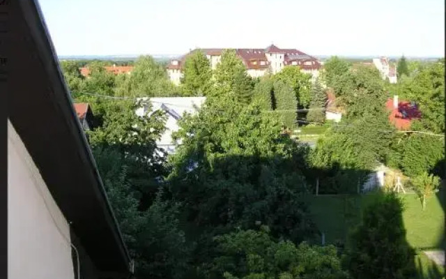 Ágnes Villa