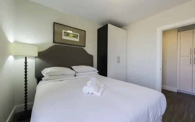 Grand Lower Roxbury Suites by Sonder