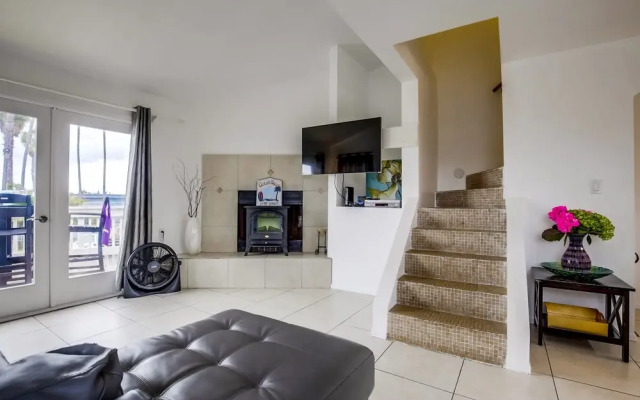 OB Loungin 1 - 3 Br Condo