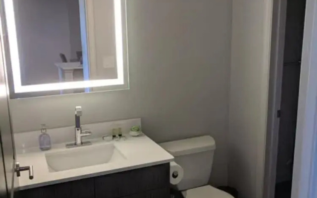 Midtown 810 By Homecomfortstay