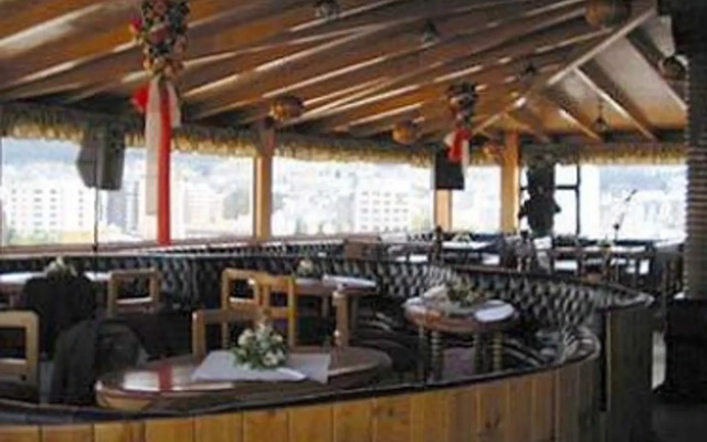 Chalet Suisse