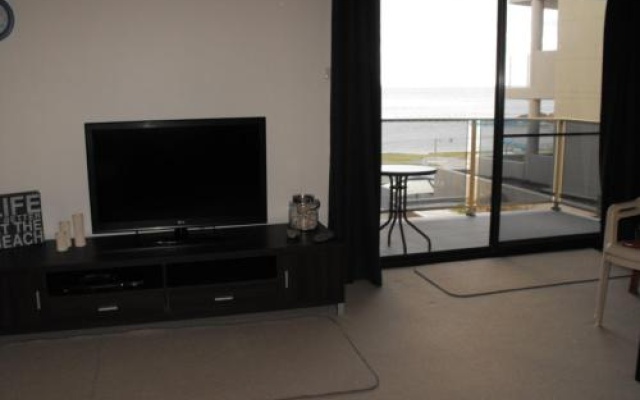 Hibiscus Court, Unit 4, 24 North St, Forster – Guest Rooms – Forster
