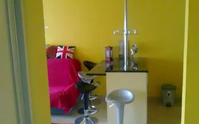 Crazy Frog Major Apartments