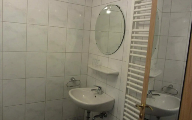 Hotel Gasthof Pension Riebel