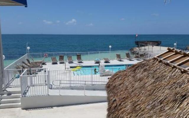 Key Colony Beach Motel