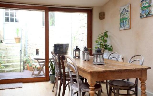 Town House In Quaint Breton Village