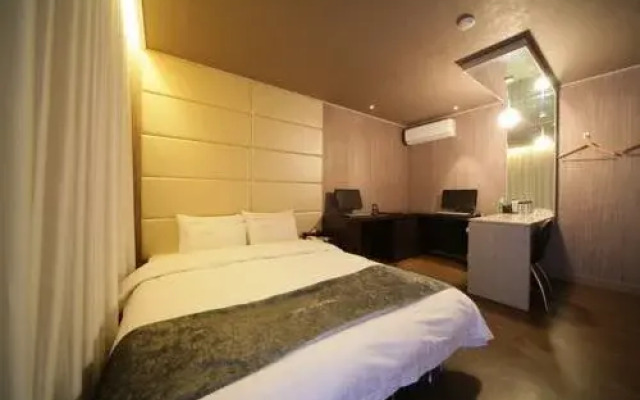 Design Hotel IMT 1