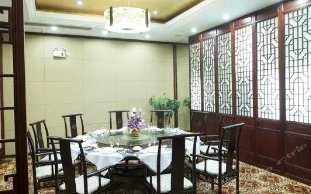 Ludu Hotel