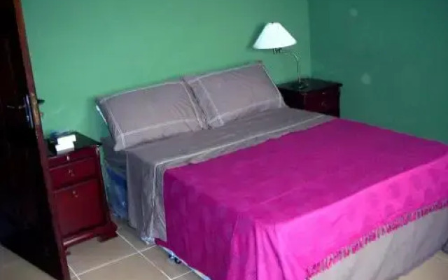 Jamaica Inn Guest House