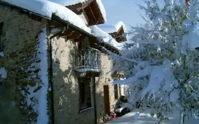 OS ORMOS Casa Rural y Apartamentos