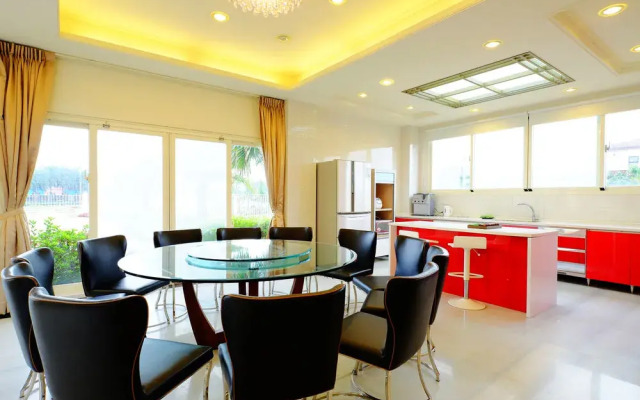 Villa 79