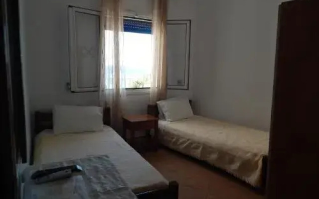Akti Pension
