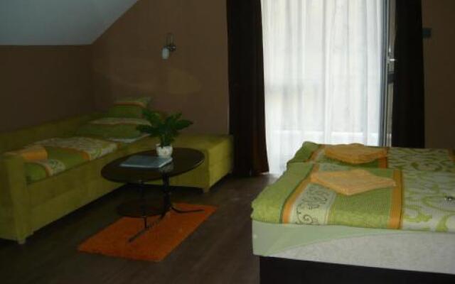 Alsólövér Apartman