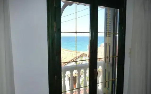 Pension Eleni Studios