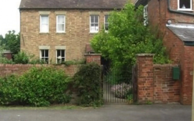 Drayton Lodge