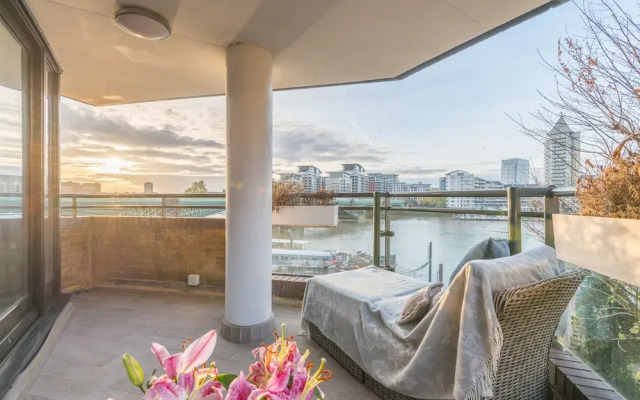 Stunning Riverside home in Battersea