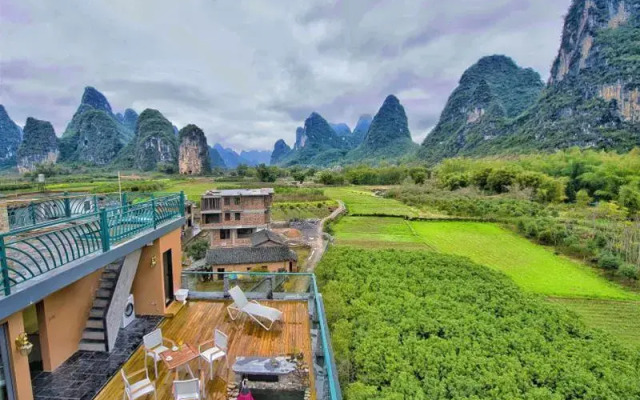 Yangshuo Yulong River Gauche Hotel