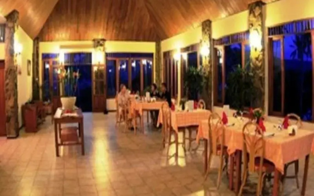 Black Sand Dive Retreat