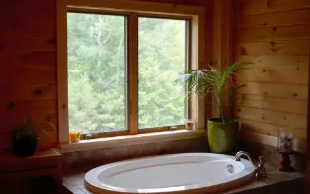 Lake Placid & Whiteface Grand Pines Lodge