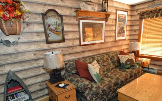 1br: Camp 4 # 18