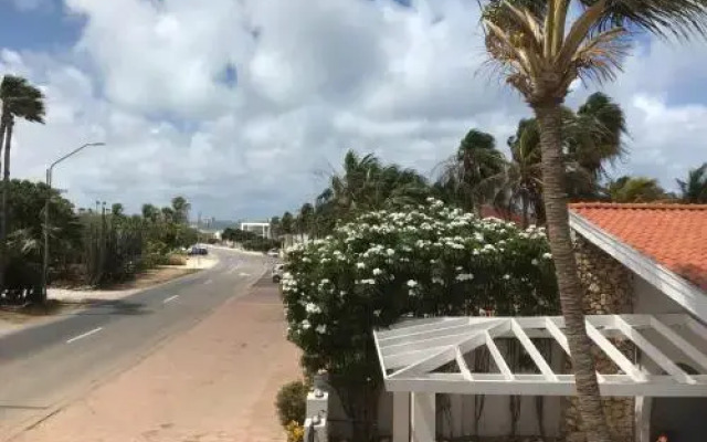Arashi Beach Villa