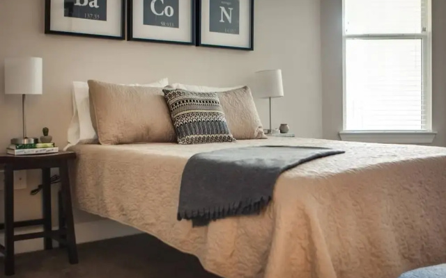Classy South End Uptown 1BR Near Stadium