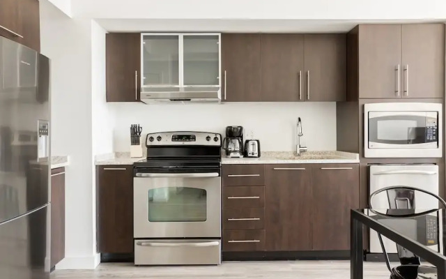 Pristine Fenway Suites by Sonder