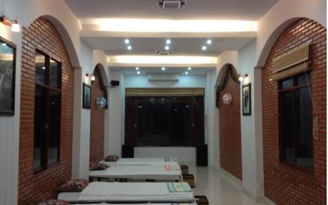 Lu Khach Quan Homestay