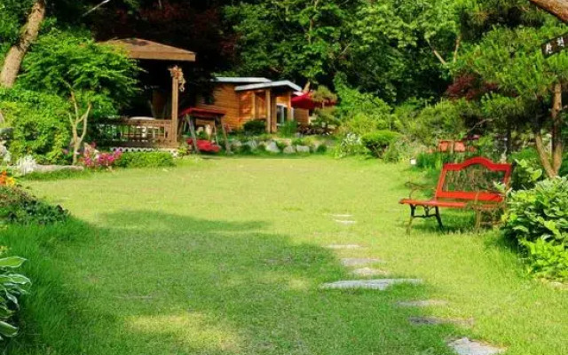Yangpyeong Anatole Pension