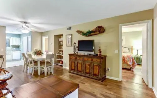 Amelia Landings Condo, Easy Access to the Pool and Short Walk to the Beach by RedAwning