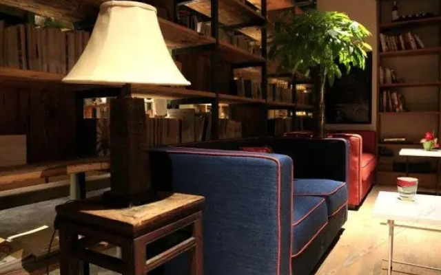 Yan Art Hotel