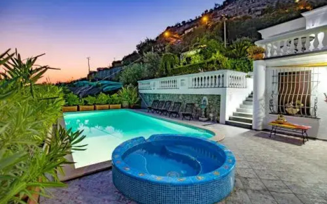 Villa Elena
