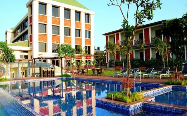 GreenLeaf Resort & Spa Ganpatipule