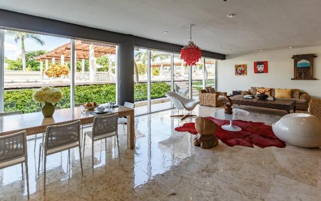 Magia Beachside Condo