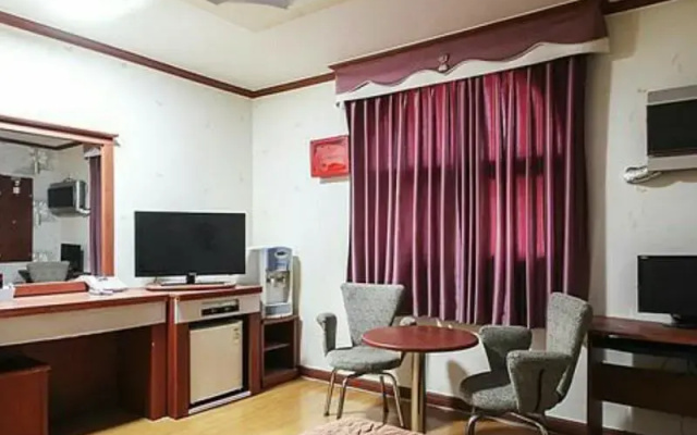 Hilltop Motel Asan
